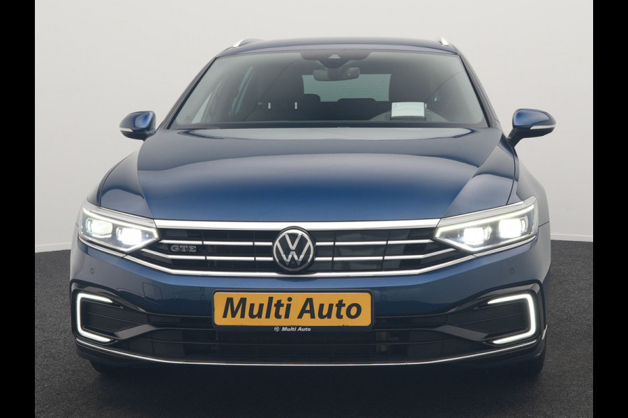 Volkswagen Passat Variant 1.4 TSI GTE Business Plug In Hybrid 218pk Dealer O.H. PHEV | Adaptive Cruise | Head Up | 360 Camera | Lederen Sportstoelen Massage & Memory | Sfeerverlichting | Stoelen & Stuur Verwarmd | Keyless | Blis | Virtual | Navigatie | DAB |