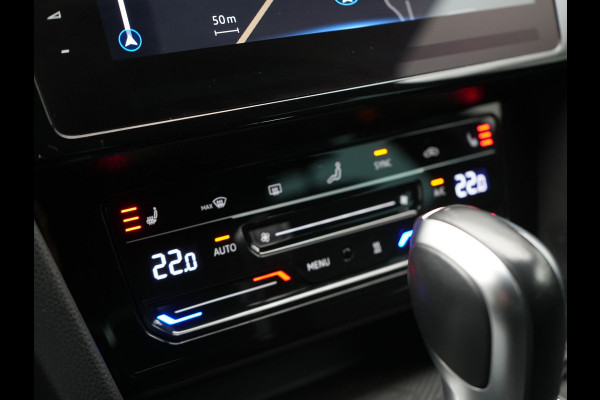 Volkswagen Passat Variant 1.4 TSI GTE Business Plug In Hybrid 218pk Dealer O.H. PHEV | Adaptive Cruise | Head Up | 360 Camera | Lederen Sportstoelen Massage & Memory | Sfeerverlichting | Stoelen & Stuur Verwarmd | Keyless | Blis | Virtual | Navigatie | DAB |