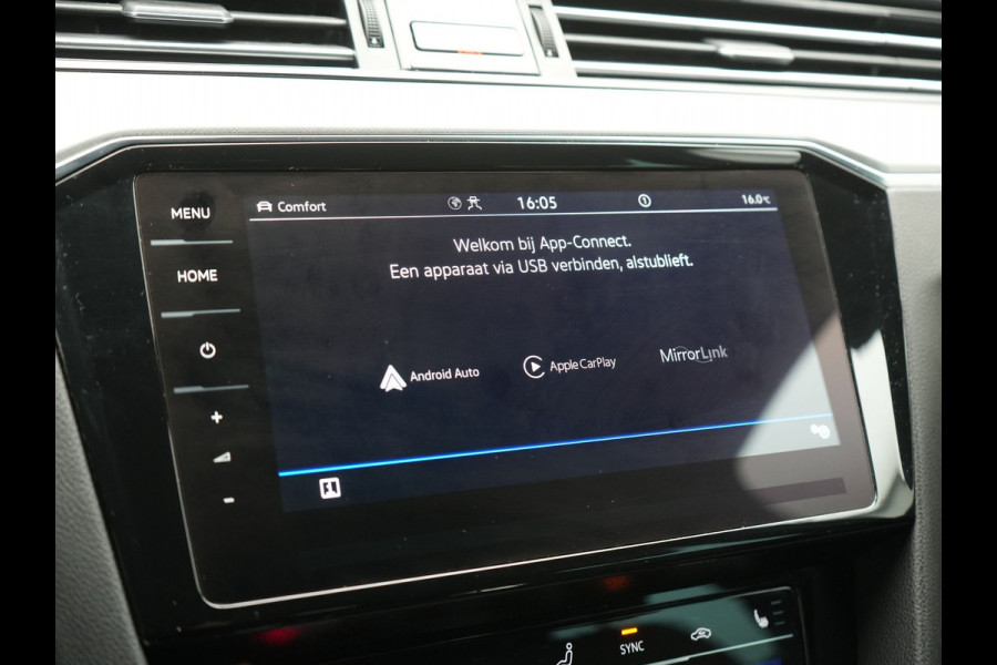 Volkswagen Passat Variant 1.4 TSI GTE Business Plug In Hybrid 218pk Dealer O.H. PHEV | Adaptive Cruise | Head Up | 360 Camera | Lederen Sportstoelen Massage & Memory | Sfeerverlichting | Stoelen & Stuur Verwarmd | Keyless | Blis | Virtual | Navigatie | DAB |