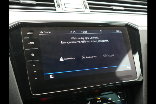 Volkswagen Passat Variant 1.4 TSI GTE Business Plug In Hybrid 218pk Dealer O.H. PHEV | Adaptive Cruise | Head Up | 360 Camera | Lederen Sportstoelen Massage & Memory | Sfeerverlichting | Stoelen & Stuur Verwarmd | Keyless | Blis | Virtual | Navigatie | DAB |