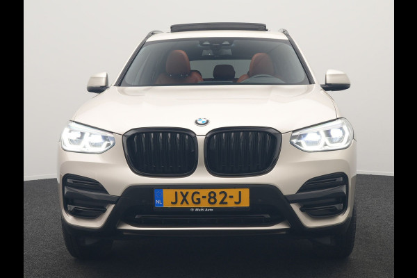 BMW X3 xDrive30e High Executive Plug In Hybrid 293pk PHEV | Panodak | Head Up | Camera | Lederen Sportstoelen & Stuur Verwarmd | Sfeerverlichting | Adaptive LED | Hifi Audio | Blis | Keyless | Navigatie | DAB |