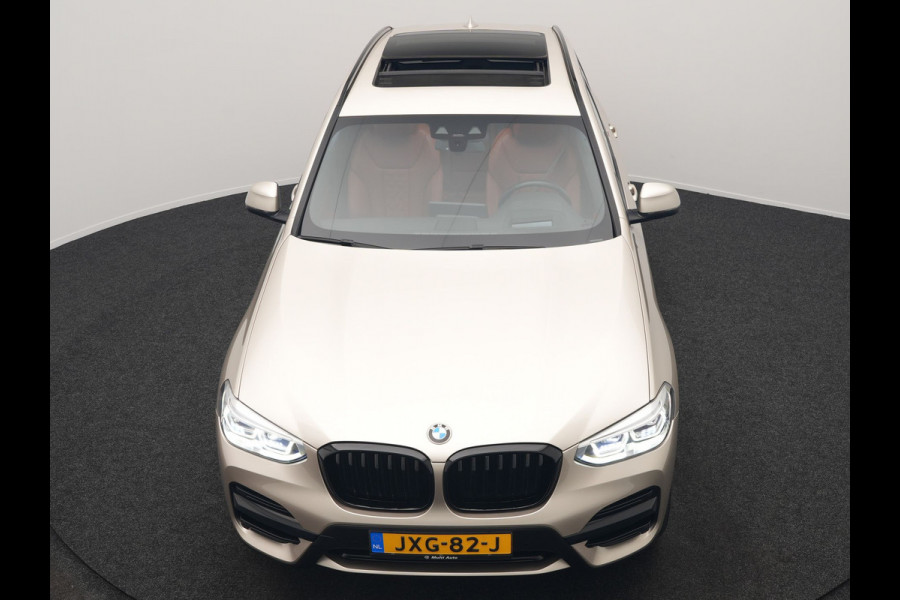 BMW X3 xDrive30e High Executive Plug In Hybrid 293pk PHEV | Panodak | Head Up | Camera | Lederen Sportstoelen & Stuur Verwarmd | Sfeerverlichting | Adaptive LED | Hifi Audio | Blis | Keyless | Navigatie | DAB |