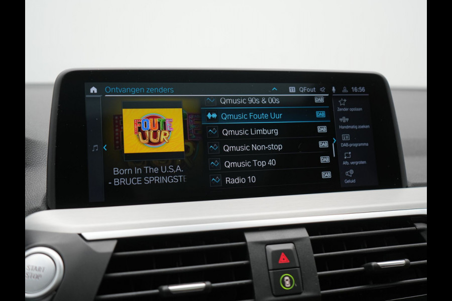 BMW X3 xDrive30e High Executive Plug In Hybrid 293pk PHEV | Panodak | Head Up | Camera | Lederen Sportstoelen & Stuur Verwarmd | Sfeerverlichting | Adaptive LED | Hifi Audio | Blis | Keyless | Navigatie | DAB |