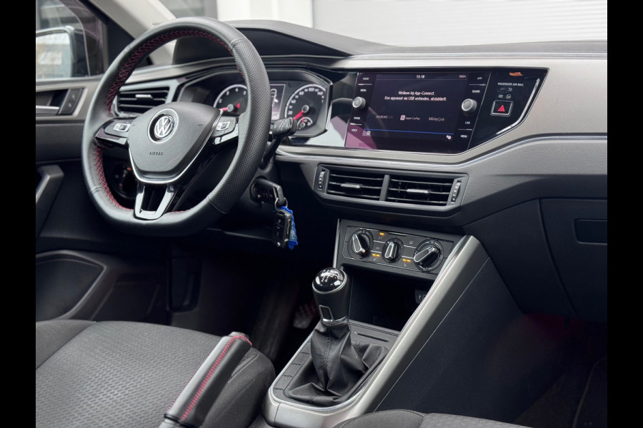 Volkswagen Polo 1.0 TSI Highline AppleCarplay/Stoelverwarming