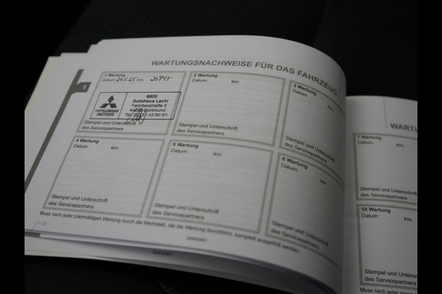 Mitsubishi Eclipse Cross 2.4 Black Edition Plug In Hybrid 188pk Dealer O.H. PHEV | Trekhaak Afn. | Adaptive Cruise | 360 Camera | Alcantara Sportstoelen & Stuur Verwarmd | Keyless | Navi Via TomTom | Blis | Apple Carplay | DAB |