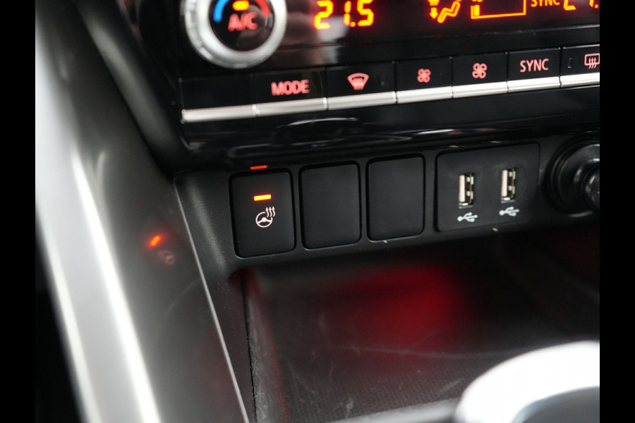 Mitsubishi Eclipse Cross 2.4 Black Edition Plug In Hybrid 188pk Dealer O.H. PHEV | Trekhaak Afn. | Adaptive Cruise | 360 Camera | Alcantara Sportstoelen & Stuur Verwarmd | Keyless | Navi Via TomTom | Blis | Apple Carplay | DAB |