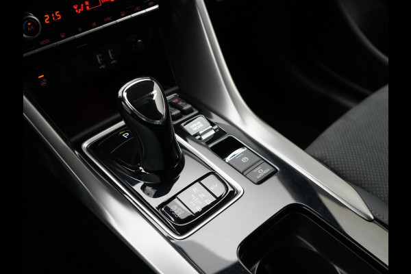 Mitsubishi Eclipse Cross 2.4 Black Edition Plug In Hybrid 188pk Dealer O.H. PHEV | Trekhaak Afn. | Adaptive Cruise | 360 Camera | Alcantara Sportstoelen & Stuur Verwarmd | Keyless | Navi Via TomTom | Blis | Apple Carplay | DAB |