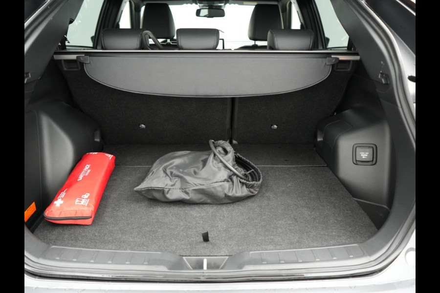 Mitsubishi Eclipse Cross 2.4 Black Edition Plug In Hybrid 188pk Dealer O.H. PHEV | Trekhaak Afn. | Adaptive Cruise | 360 Camera | Alcantara Sportstoelen & Stuur Verwarmd | Keyless | Navi Via TomTom | Blis | Apple Carplay | DAB |