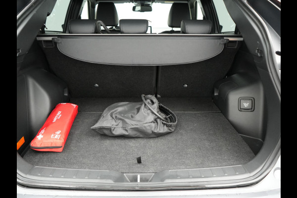 Mitsubishi Eclipse Cross 2.4 Black Edition Plug In Hybrid 188pk Dealer O.H. PHEV | Trekhaak Afn. | Adaptive Cruise | 360 Camera | Alcantara Sportstoelen & Stuur Verwarmd | Keyless | Navi Via TomTom | Blis | Apple Carplay | DAB |