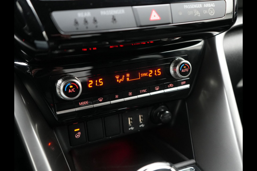 Mitsubishi Eclipse Cross 2.4 Black Edition Plug In Hybrid 188pk Dealer O.H. PHEV | Trekhaak Afn. | Adaptive Cruise | 360 Camera | Alcantara Sportstoelen & Stuur Verwarmd | Keyless | Navi Via TomTom | Blis | Apple Carplay | DAB |