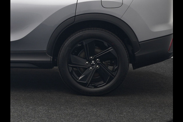 Mitsubishi Eclipse Cross 2.4 Black Edition Plug In Hybrid 188pk Dealer O.H. PHEV | Trekhaak Afn. | Adaptive Cruise | 360 Camera | Alcantara Sportstoelen & Stuur Verwarmd | Keyless | Navi Via TomTom | Blis | Apple Carplay | DAB |
