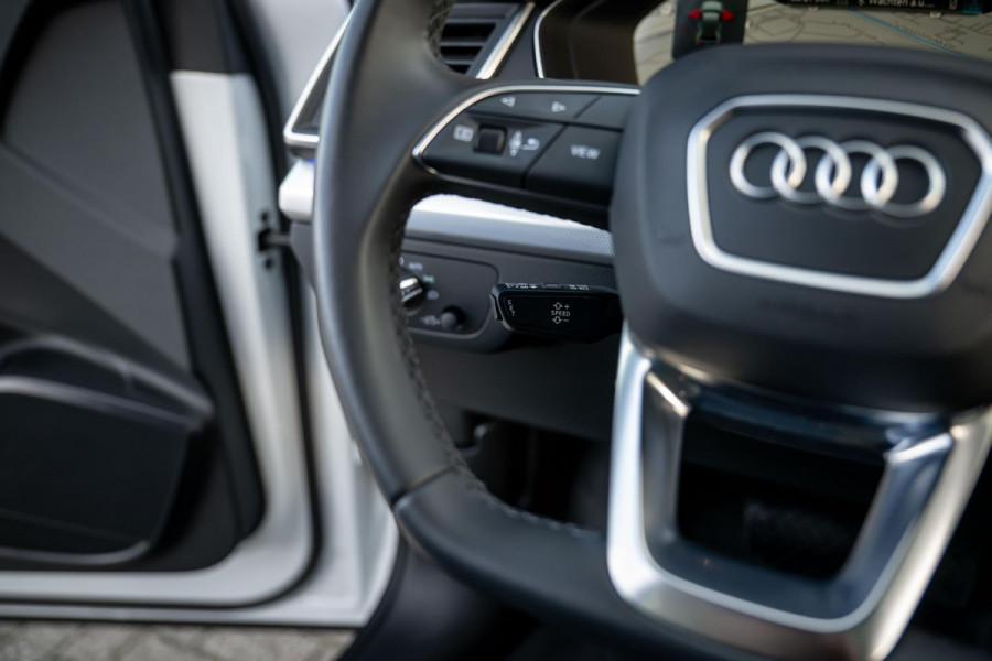 Audi Q5 50 TFSI e S-Line Competition 299pk Luchtvering BTW