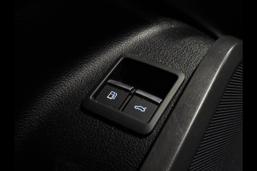 Audi Q5 55 TFSIe quattro S-Line | BTW | PANO | LED | SOH 98.7% | CAMERA