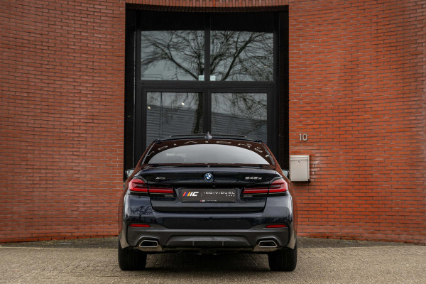 BMW 5 Serie 545e xDrive 394pk M-Sport CoPilot Laser 15.333km !