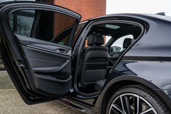 BMW 5 Serie 545e xDrive 394pk M-Sport CoPilot Laser 15.333km !