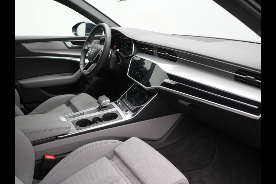 Audi A6 Avant 50 TFSI e quattro S Line Plug In Hybrid 300pk Dealer O.H. PHEV | Trekhaak Af Fabriek | Adaptive Cruise | Head Up | 360 Camera | Alcantara Sportstoelen Verwarmd | Stuur Verwarmd | Apple Carplay | Navigatie | Virtual | DAB |