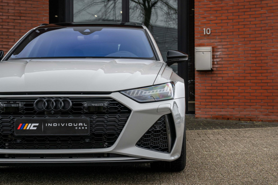 Audi RS6 Avant 4.0 TFSI quattro Kreide RS Dynamic Plus 305km/h