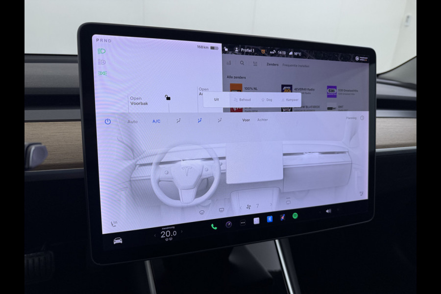 Tesla Model 3 SR+ 60kWh 326PK AutoPilot Leer PanoramaDak Adaptive Cruise Lmv 18" Camera's Elektr.-Stuur+Stoelen+Spiegels+Geheugen+Easy-Entry+V Ecc Navi Led DAB Voorverwarmen interieur via App Keyless One-Pedal-Drive Origineel Nederlandse Auto 1584kg licht! slechts 67 euro belasting p/m