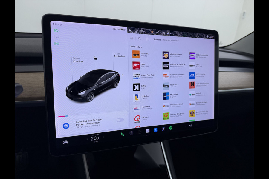 Tesla Model 3 SR+ 60kWh 326PK AutoPilot Leer PanoramaDak Adaptive Cruise Lmv 18" Camera's Elektr.-Stuur+Stoelen+Spiegels+Geheugen+Easy-Entry+V Ecc Navi Led DAB Voorverwarmen interieur via App Keyless One-Pedal-Drive Origineel Nederlandse Auto 1584kg licht! slechts 67 euro belasting p/m