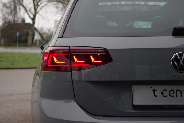 Volkswagen Passat Variant 1.4 TSI 214 PK GTE BNS PHEV, Trekhaak, Panoramadak, LEder-Alcantara, Matrix-LED, Winterpakket, 360 Camera