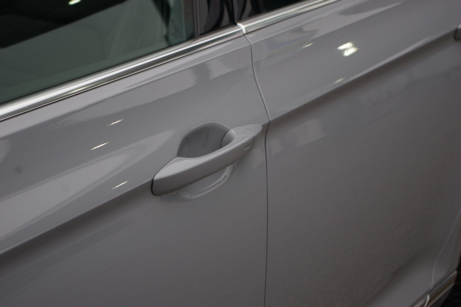 Volkswagen Passat Variant 1.4 TSI 214 PK GTE BNS PHEV, Trekhaak, Panoramadak, LEder-Alcantara, Matrix-LED, Winterpakket, 360 Camera