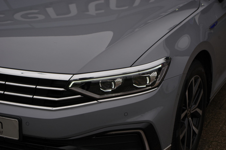 Volkswagen Passat Variant 1.4 TSI 214 PK GTE BNS PHEV, Trekhaak, Panoramadak, LEder-Alcantara, Matrix-LED, Winterpakket, 360 Camera