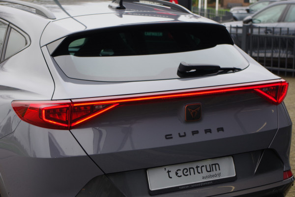 CUPRA Formentor 1.4 e-Hybrid VZ 245 PK Performance PHEV, Adap. Cruise Control, Memory, Kuipstoelen, Memory, Matrix-LED