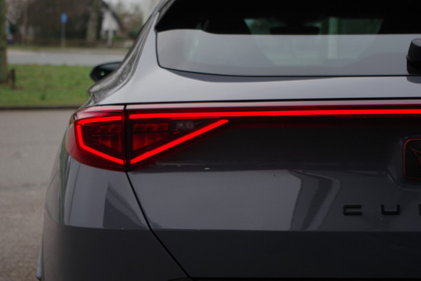 CUPRA Formentor 1.4 e-Hybrid VZ 245 PK Performance PHEV, Adap. Cruise Control, Memory, Kuipstoelen, Memory, Matrix-LED