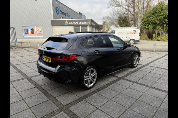 BMW 1-serie 118i Aut. M-Sport Edition | Panorama | Camera | Sport Stoelen | Sfeer Verlichting | Apple Carplay |