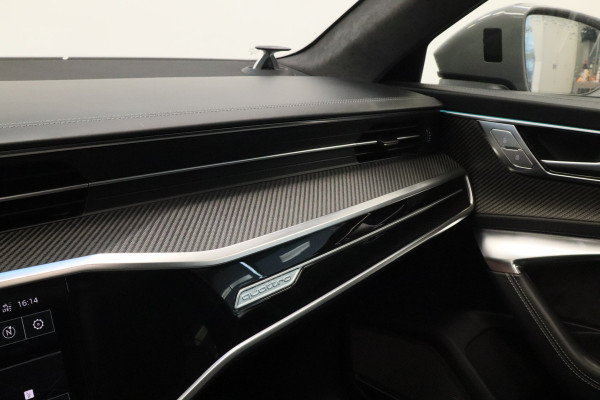 Audi A6 Avant RS 6 TFSI Quattro Keramisch Leder Panoramadak 4WS Nardo B&O!