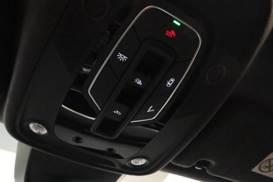 Audi A6 Avant RS 6 TFSI Quattro Keramisch Leder Panoramadak 4WS Nardo B&O!