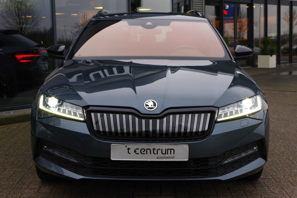 Škoda Superb Combi 1.4 TSI 218 PK iV Sportline Business PHEV, Adap. Cruise Control, 360 Camera, Matrix-LED