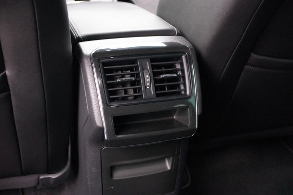 Škoda Superb Combi 1.4 TSI 218 PK iV Sportline Business PHEV, Adap. Cruise Control, 360 Camera, Matrix-LED