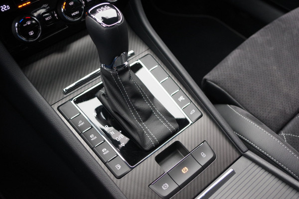 Škoda Superb Combi 1.4 TSI 218 PK iV Sportline Business PHEV, Adap. Cruise Control, 360 Camera, Matrix-LED