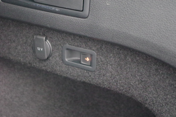 Volkswagen Passat Variant 1.4 TSI GTE 218 PK BNS PHEV, Trekhaak, Matrix-LED, Adap. Cruise Control