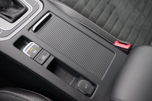 Volkswagen Passat Variant 1.4 TSI GTE 218 PK BNS PHEV, Trekhaak, Matrix-LED, Adap. Cruise Control