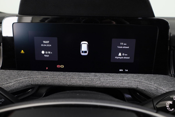 Škoda Superb Combi First Edition 1.5 MHEV 150 pk TSI e | Navigatie | Parkeercamera | Verwarmbare voorstoelen en achterbank | 18 inch Lichtmetalen velgen | Verlengde garantie