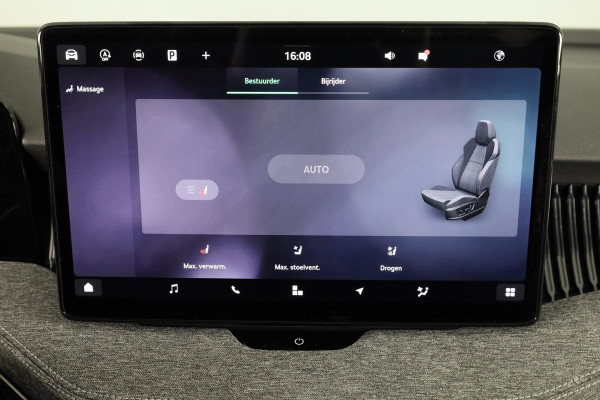 Škoda Superb Combi First Edition 1.5 MHEV 150 pk TSI e | Navigatie | Parkeercamera | Verwarmbare voorstoelen en achterbank | 18 inch Lichtmetalen velgen | Verlengde garantie