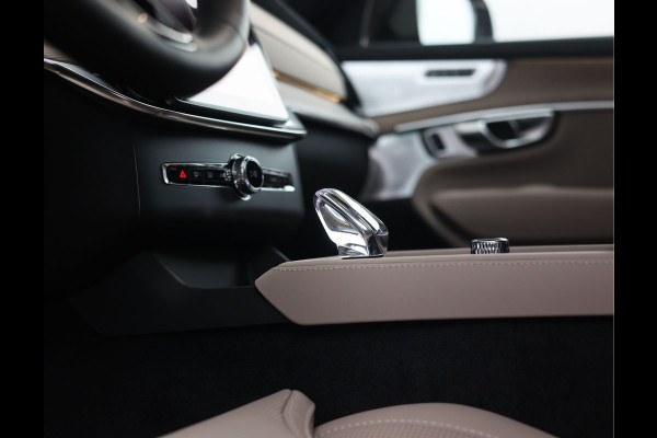 Volvo XC90 T8 AWD Ultra Dark | Direct rijden - Luchtvering - Trekhaak - Bowers&Wilkins