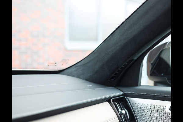 Volvo XC90 T8 AWD Ultra Dark | Direct rijden - Luchtvering - Trekhaak - Bowers&Wilkins