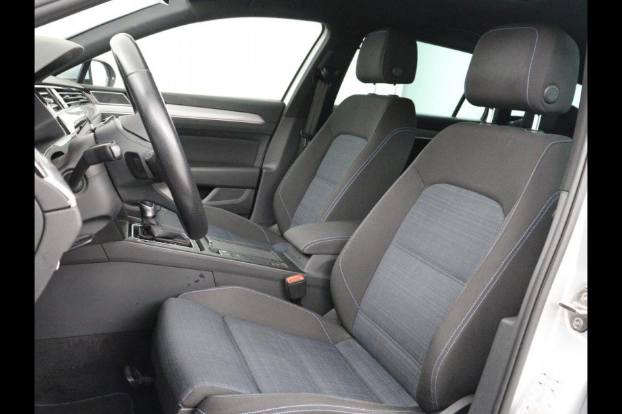 Volkswagen Passat 1.4 TSI PHEV GTE | Trekhaak | Adaptive cruise | Camera | Matrix LED | Keyless | Carplay | Navigatie | Park Assist | Plug In