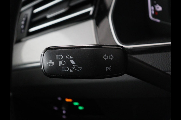 Volkswagen Passat 1.4 TSI PHEV GTE | Trekhaak | Adaptive cruise | Camera | Matrix LED | Keyless | Carplay | Navigatie | Park Assist | Plug In