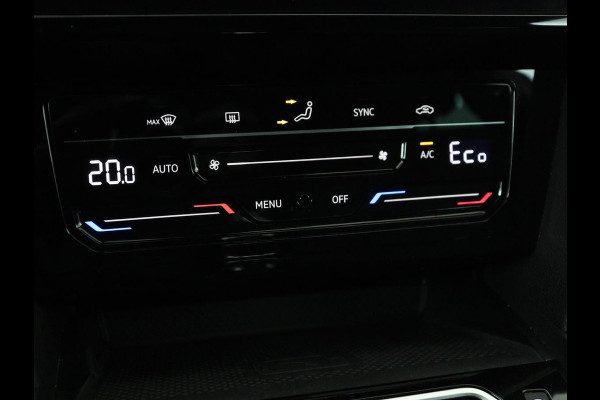 Volkswagen Passat 1.4 TSI PHEV GTE | Trekhaak | Adaptive cruise | Camera | Matrix LED | Keyless | Carplay | Navigatie | Park Assist | Plug In