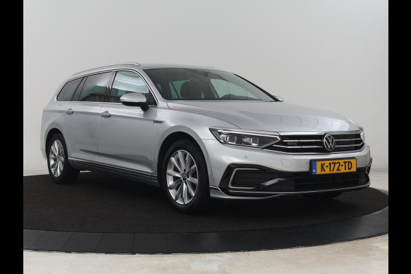 Volkswagen Passat 1.4 TSI PHEV GTE | Trekhaak | Adaptive cruise | Camera | Matrix LED | Keyless | Carplay | Navigatie | Park Assist | Plug In
