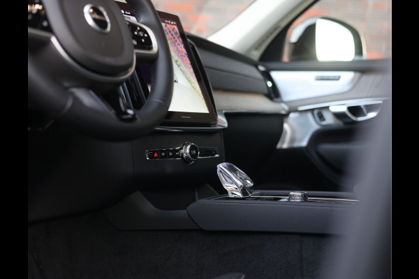 Volvo XC90 T8 AWD Ultra Dark | Pano - Massage - Trekhaak - B&W