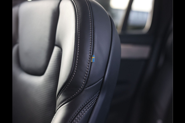 Volvo XC90 T8 AWD Ultra Dark | Pano - Massage - Trekhaak - B&W