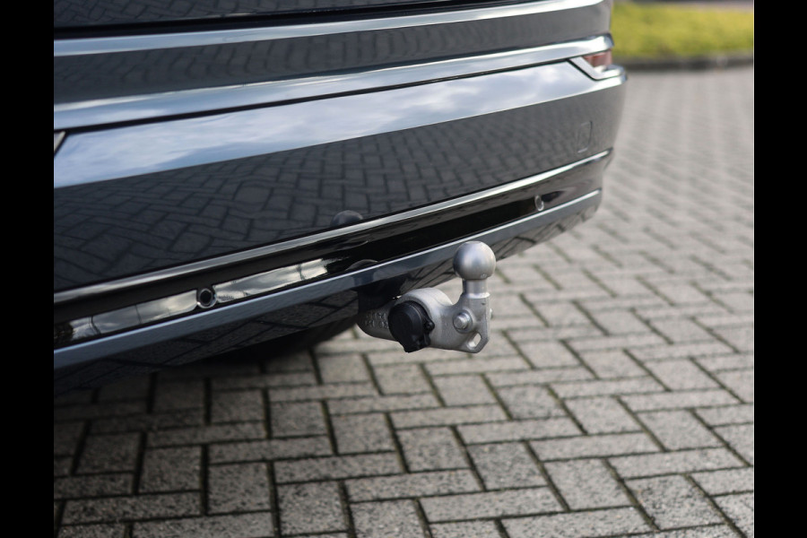 Volvo XC90 T8 AWD Ultra Dark | Pano - Massage - Trekhaak - B&W