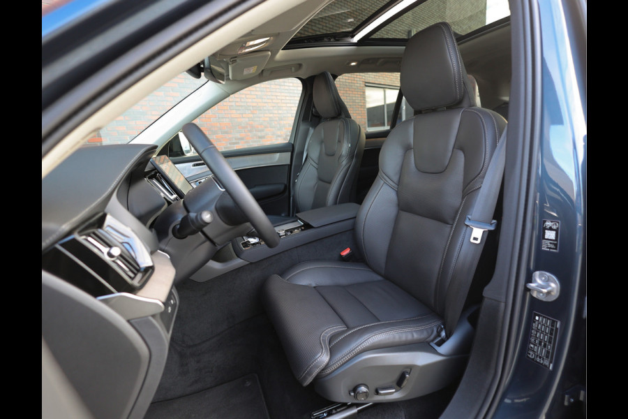 Volvo XC90 T8 AWD Ultra Dark | Pano - Massage - Trekhaak - B&W