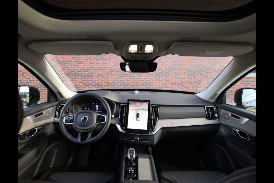 Volvo XC90 T8 AWD Ultra Dark | Pano - Massage - Trekhaak - B&W