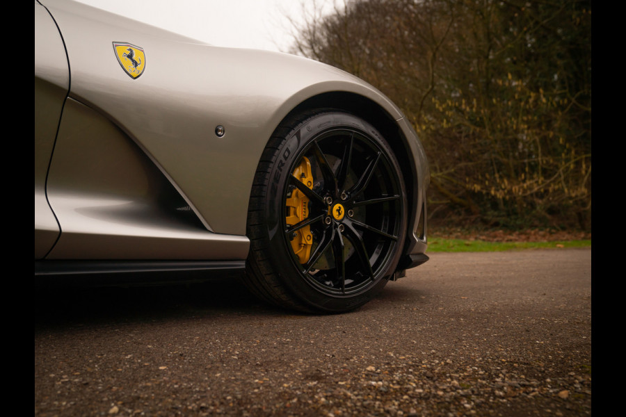 Ferrari 812 GTS 6.5 V12 HELE | Aluminium Lucido | Racing Seats | Lift | Pass. display